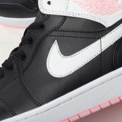 Nike Air Jordan 1 Mid ‘Svart Hvit Rosa’ Sko 555112-061