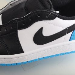 Nike Air Jordan 1 Retro Low OG ‘Hvit Mørk Pulverblå Svart’ Sko CZ0790-104