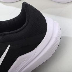 Nike Air Zoom Winflo 10 ‘Svart Hvit’ Sko